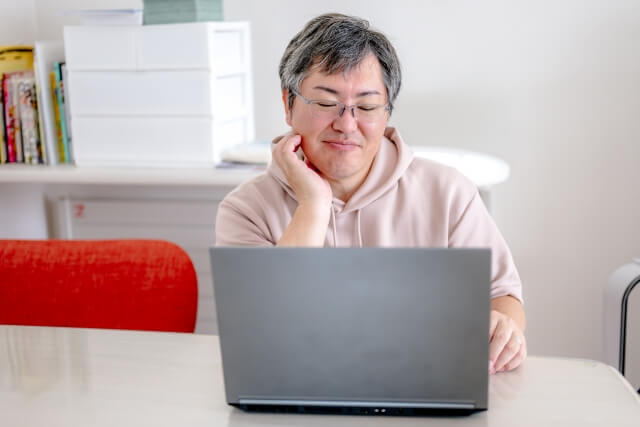 簡単操作で実現する業務効率化