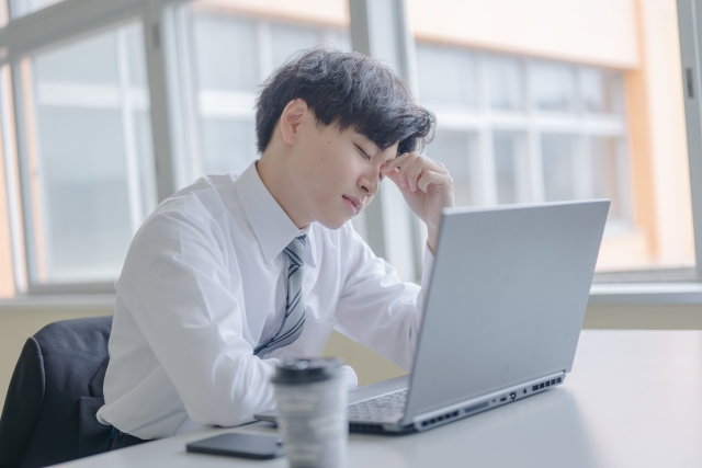教職員の離職率低下につながる校務支援システムの活用ポイント